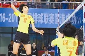 八一女排主帅：球队有进步 输了比赛但赢得信心图片