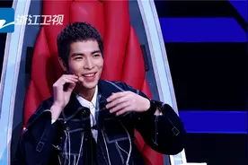 《梦想的声音》林俊杰现场飙吉他 狂野与性感并存图片