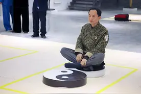 松活弹抖的太极拳发劲图片