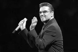 英国传奇主唱乔治·迈克尔昨日去世图片