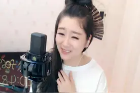 菲儿搞笑版《杜十娘》唱的好听，孤灯夜下，我独自一人坐船舱