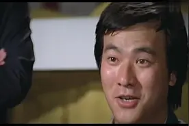 男子出千耍赖变出五张K，挑战赌神千术，没想到最后被五张A打脸！