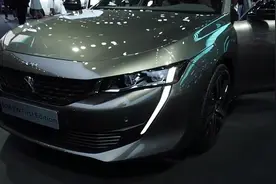 法系颜值帝，内饰空间设计科幻，19款标致508 SW到店，还买啥雅阁