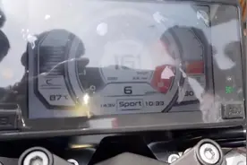 春风摩托 250NK架空后轮极速视频封面