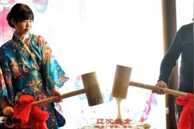 新年打年糕是我们中国传统，日本居然也打年糕，韩国要申遗了视频封面