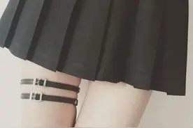 韩妞春夏定番饰品《颈项链》延伸使用法　这一次就往下戴点吧图片