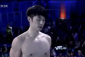 超帅气！吴建豪简直是明星里跳水最厉害的，怪不得有那么多女粉丝视频封面