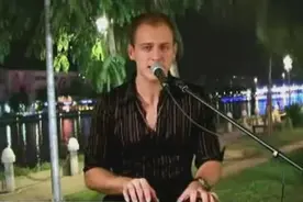 外国人模仿周杰伦，周杰伦看了估计都说：唉哟，不错哦视频封面