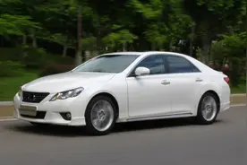 V6后驱属锐志 提速很快车漆薄图片