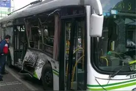 公交车上哪个位置最安全，你知道吗？图片