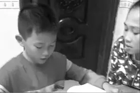 《街头捡垃圾的流浪男孩，攒下440元想用来读书》续：流浪男孩进私塾念书图片