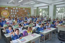 龙岗家长看过来！2017年秋季学位预警发布，申请学位早准备图片