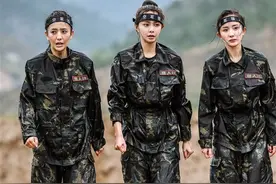 被高压水枪淋到瑟瑟发抖 沈梦辰大喊很自豪很骄傲图片