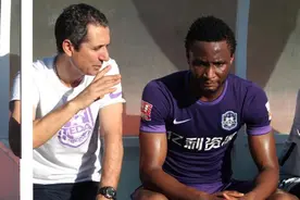 泰达海外拉练首赛1-2负门兴 米克尔登场亮相(7)图片