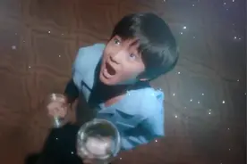 薛之谦MV《摩天大楼》首播，教人们粉碎欲望，回归本真