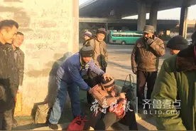 济南民工寒冬遭“找工难”！喝水啃馒头，九成被骗过图片