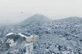 还记得15年的那场大雪吗？下的是那么认真视频封面