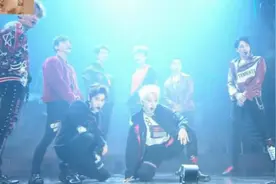 26届首尔歌谣大赏EXO《幸运儿+怪物》现场版点燃全场热情视频封面