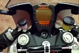 为赛事而生为速度而来 KTM1190 RC8 R 175马力