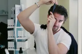 像不像小李子#发油小镇 #barber #复古 #发型 #小李子 #抖出你的猪年好礼 @抖音小助手