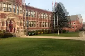 美国生活：美国小学生几点上学？