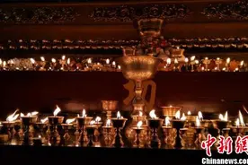 甘肃裕固族大年初一祈福庆新春图片