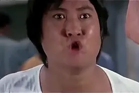 肉贩刁难小伙，叫一声爸爸给两头猪！小伙乐了差点叫的他破产！