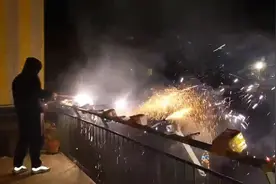 这事儿过年我也干过 可惜当时医院还没有WIFI视频封面