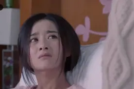 赵丽颖拒绝剖腹产，为了能早产，挺孕肚狂吃巧克力视频封面