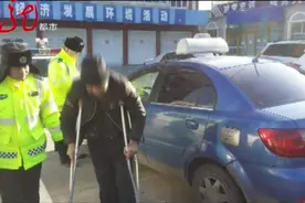 无证驾驶双腿残疾，改装报废车营运，男子被罚两千拘留15天