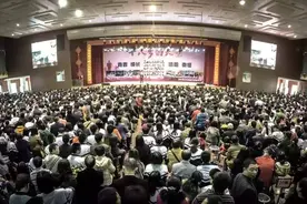 青春·成长·感恩·责任|记东华高级中学2016年成人礼图片