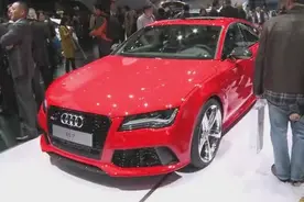 2013上海车展 W5馆看奥迪R8RS 5RS 7视频封面