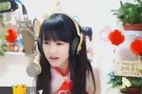 主播文儿跳舞摔倒，直接碰瓷，不刷礼物不起来，更新套路