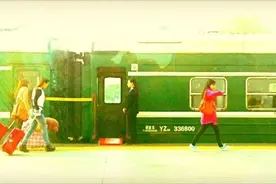 “春运”路上 | 只有坐过绿皮火车的人才有的感受图片