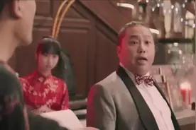 经理以为老头好欺负，讹四万块钱，却不料老头的背景这么硬视频封面