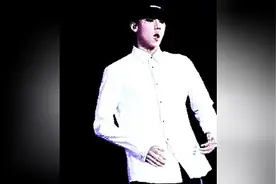 It's you跳舞视频合集，穿白衬衫跳舞的男生最帅了！图片