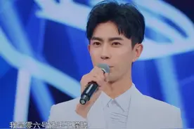 #王牌对王牌 看着13届快男一个个自我介绍，仿佛回到六年前的夏天，让人泪目…