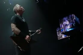 金属柔情的巅峰力作/没入黑暗的绝望之歌--Metallica(2018)