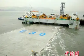港珠澳大桥沉管隧道距全线贯通仅剩12米图片
