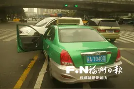 火车站到福飞北路收费870元 的士装“跑得快”还绕路图片