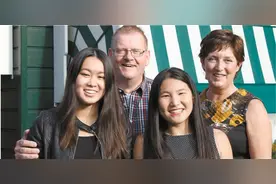 荷兰女孩22年后找到温州亲生父母：我不会因为被遗弃而记恨图片