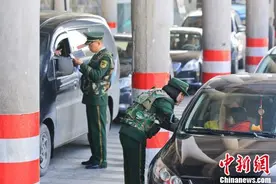 中缅边境的缉毒女兵班图片