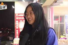 你会和比你大二十岁男人谈恋爱，美女欣然接受，原来是因为这个视频封面