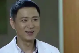 银屏暖男高鑫全家近照 家世背景强大 妻子是我们熟悉的她