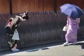 31度的天气穿这样，她们应该很热吧#抖音小助手