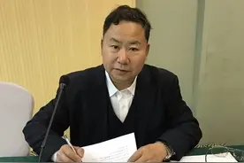 云南省废矿物油协会对从业人员进行废矿物油管理知识培训图片