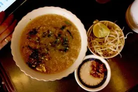 柬埔寨人的早餐透露着这个国家现代化进程中的文化变迁，哪个亚洲国家又不是呢？图片