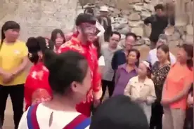 山西长治农村结婚习俗，把新郎整的这么磕碜，真是长见识了视频封面