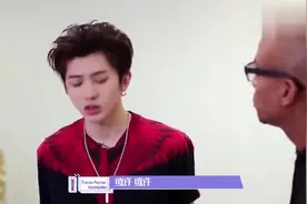 蔡徐坤用英文跟外国友人交流完全无障碍，坤坤真厉害了！