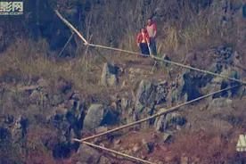 你喝过吗？农村大山里的山泉，是这样引水的